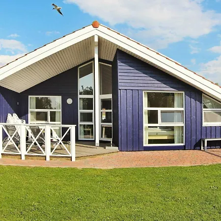 12 Person In Holiday home *